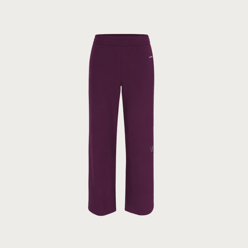 Aubergine